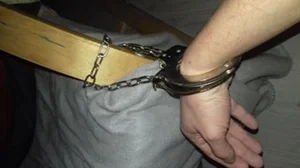 Otrok a vězen natrvalo                  