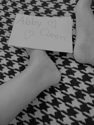 Slečna Abby hledá svého poslusneho otroka