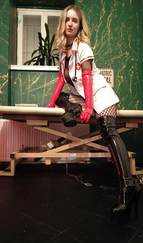 👩‍⚕️ Vyšetření u Sabriny 🥼