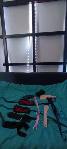 Velmi rád bych poznal přísnou madam