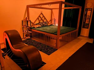 PRONÁJEM KRÁSNÉHO BDSM STUDIA V OLOMOUCI