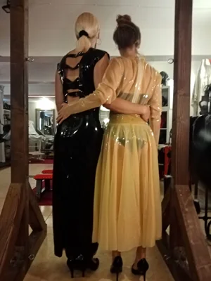 Budes otrok dvou domin 