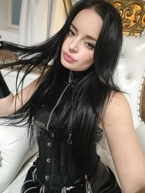 Online lekce s Lady Evillin - hlas, který tě povede 