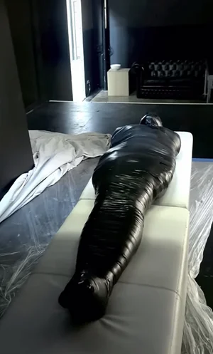 Madam Karolína studio Rossi