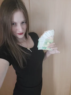 Finanční otrok pro mé potěšení a tvé ponížení