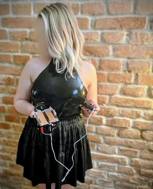 Elektrické drcení s Miss Doris