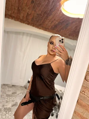 Strap on s mistress 