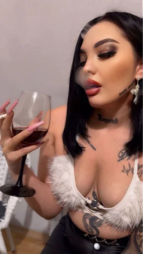 Cuckold pro Madam