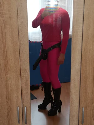 Madam Annastasia hledá čubky a zmrdy !! 