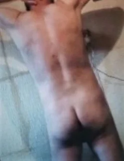 Zmrd hledá...