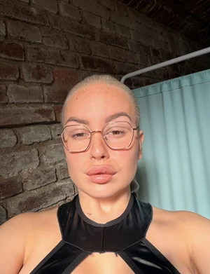  ONLINE VÝCHOVA POD DOHLEDEM MADAM 