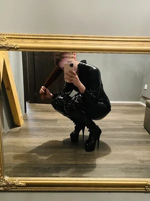 Madam Silvie tě pověsí na kříž