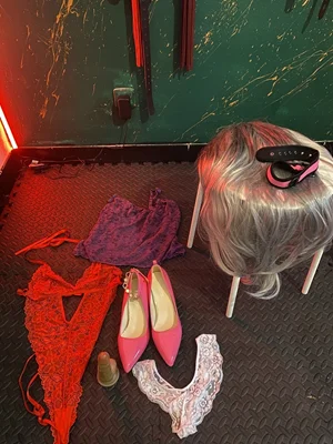 Udělám si z tebe kurvičku ‼️