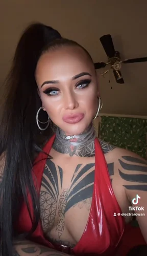 ⚠️  SLUHA ČI SLUŽKA PRO MADAM ❗️❗️❗️