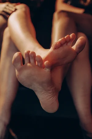 FOOT FETISH duo lekce s Marou a Caty