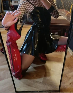 Latexová Amélie Moon 🌙